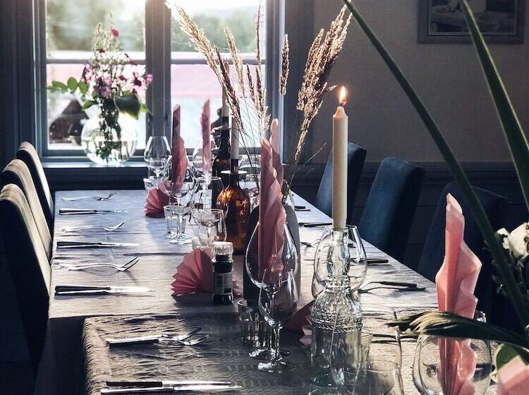 Bed and Breakfast Chinova Mötesgård