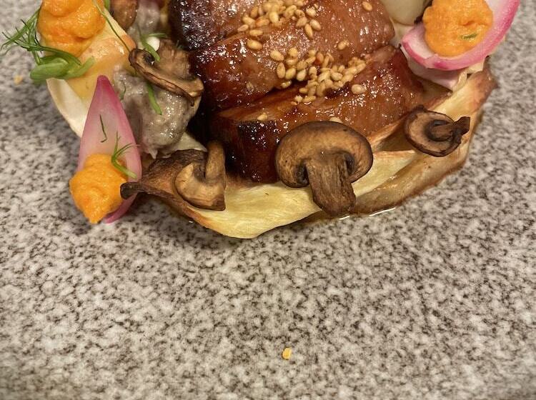 Bed and Breakfast Chinova Mötesgård