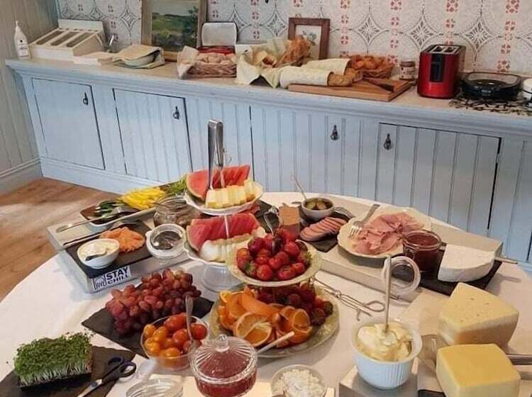 Bed and Breakfast Chinova Mötesgård