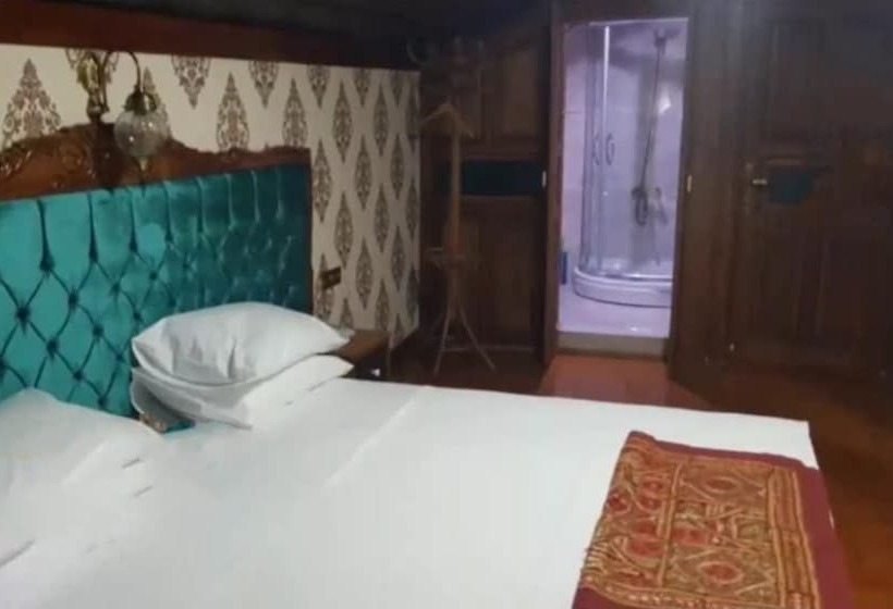 تختخواب و صبحانه Kucuk Aga Konagi