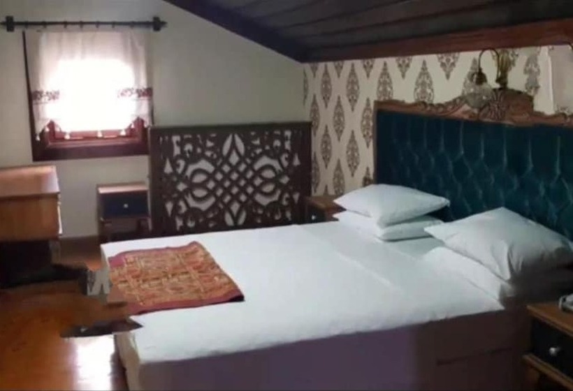 تختخواب و صبحانه Kucuk Aga Konagi