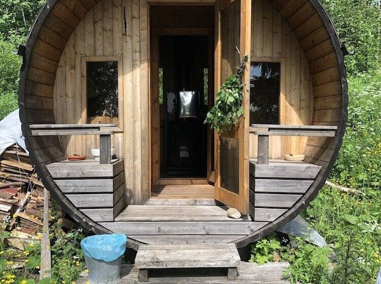 住宿加早餐  Vehkaniemi Holyday Estate