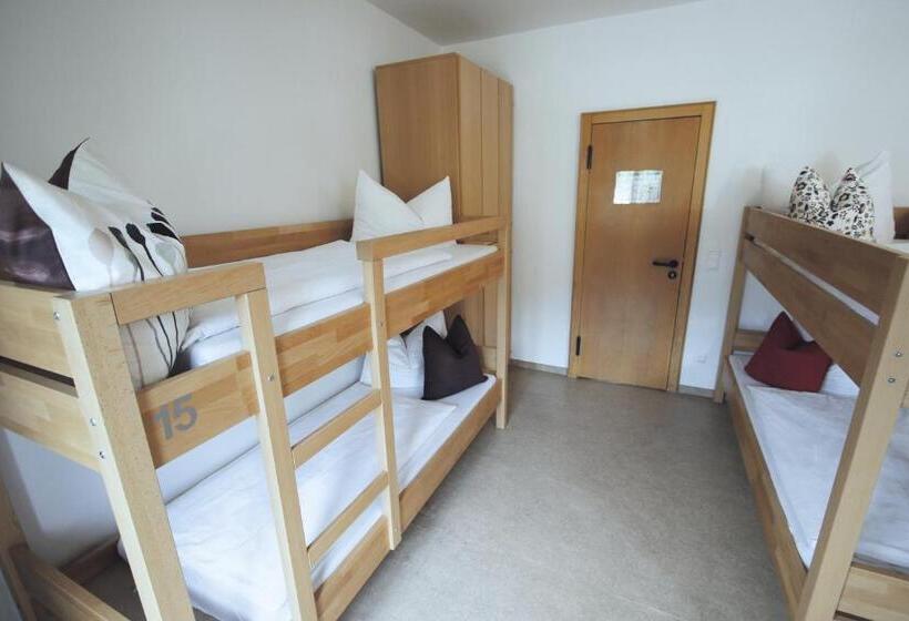 Berg Blick Jugendherberge Mit Privatzimmer