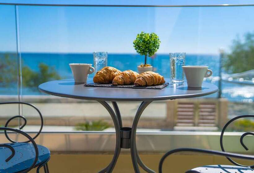 Elimia Suites & Studios