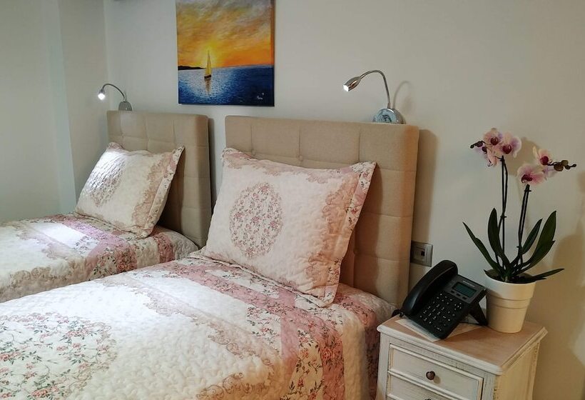 Elimia Suites & Studios