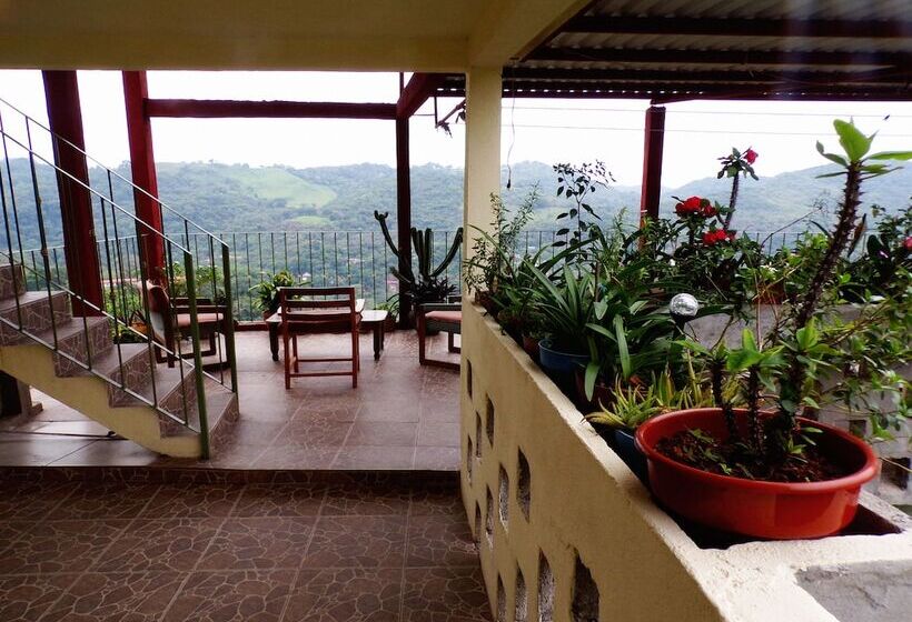 فندق فئة نجمة واحدة Posada Inkali Xilitla