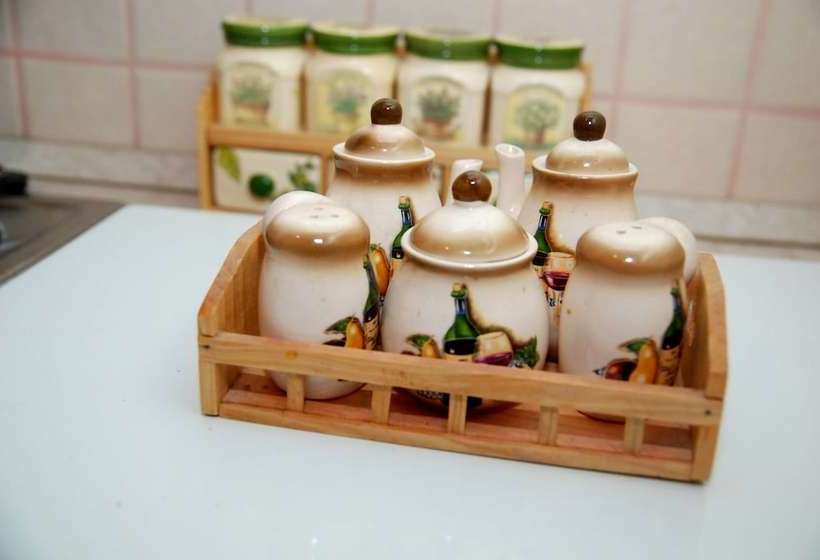 ホテル Central Square Apartments