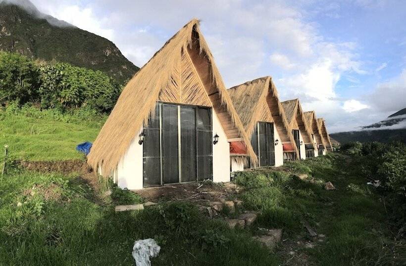 Отель Choquequirao Sanctuary Lodge