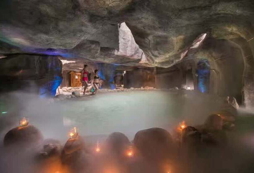 فندق Clarion Resort Leishan Hot Spring Resort