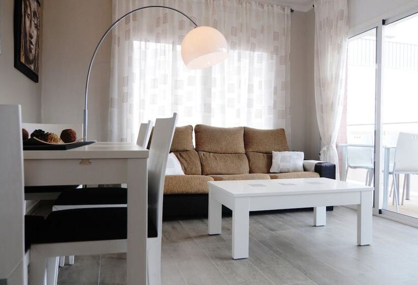 בית מלון כפרי Homeholidaysrentals  Maritim V