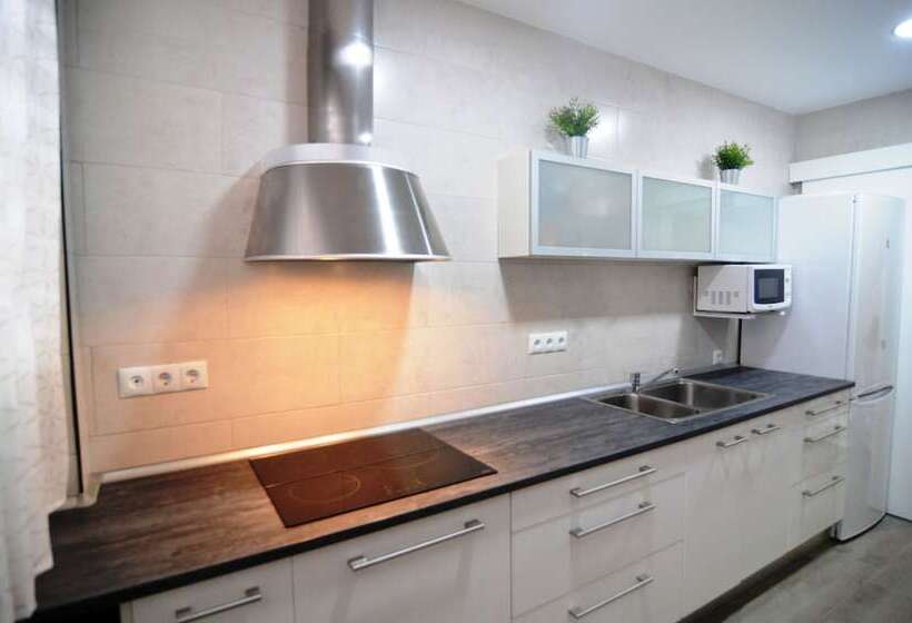 בית מלון כפרי Homeholidaysrentals  Maritim V