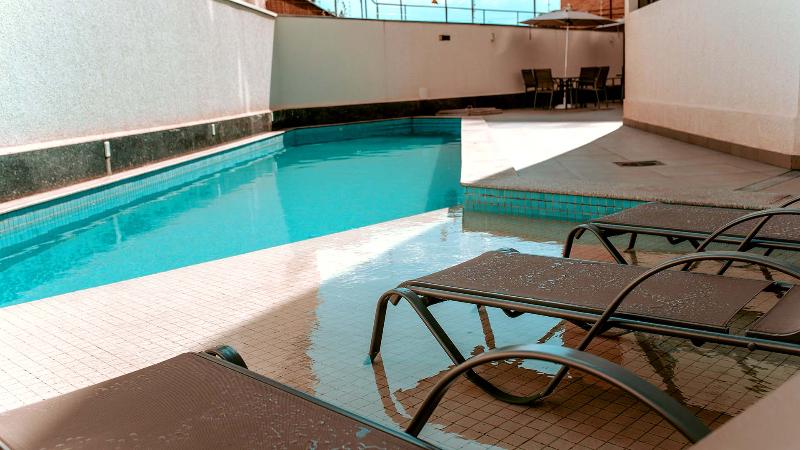 Отель Hplus Premium Palmas