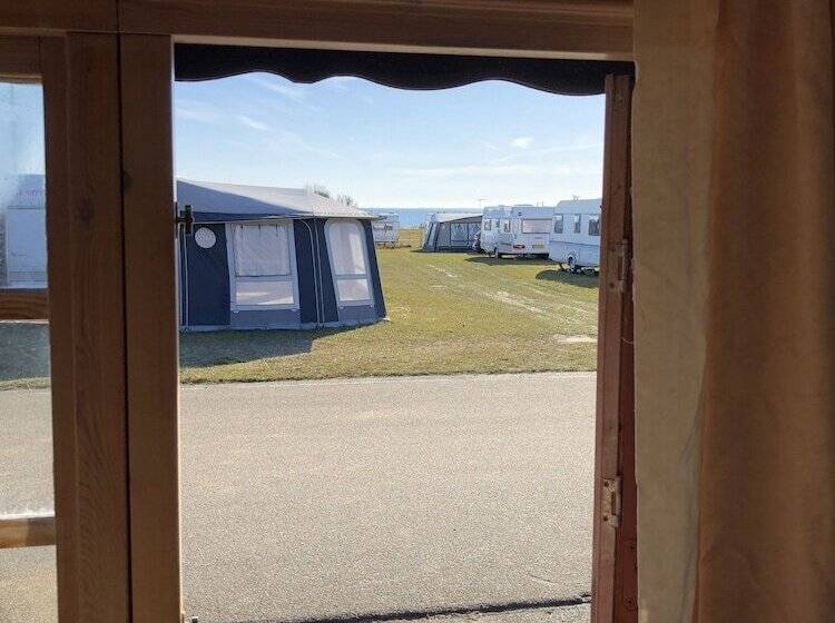 בית מלון כפרי Hygge Strand Camping