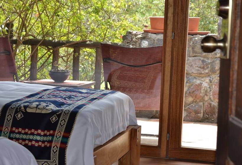 فندق Ilatoa Lodge