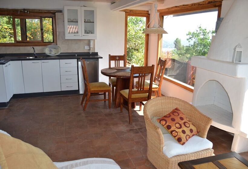 فندق Ilatoa Lodge