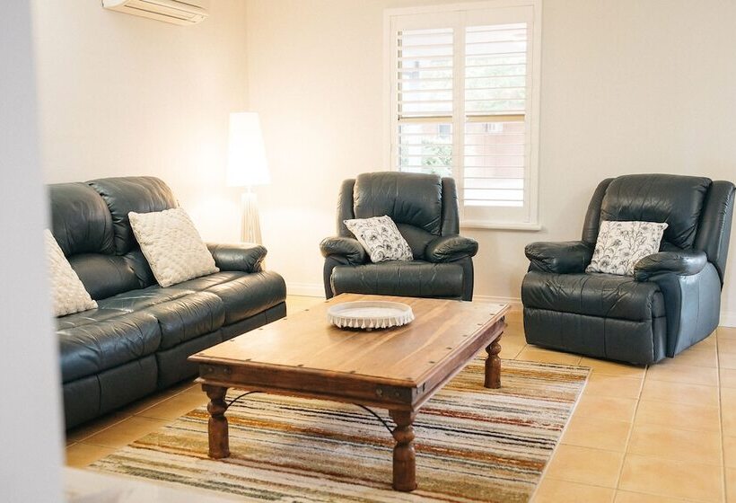 فندق Middleton Beach By The Bnb Collection