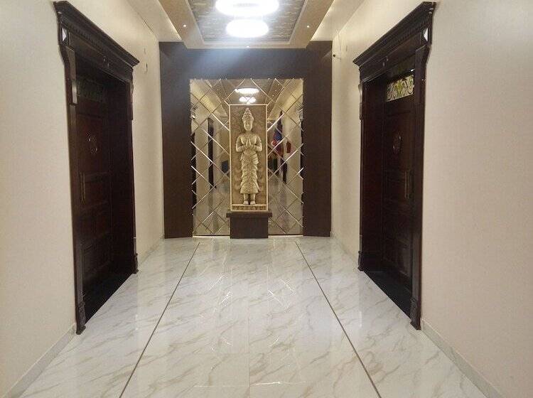 호텔 Options Lawns