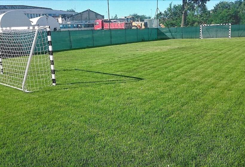 هتل Osrodek Kolonijno Wczasowy Skaut