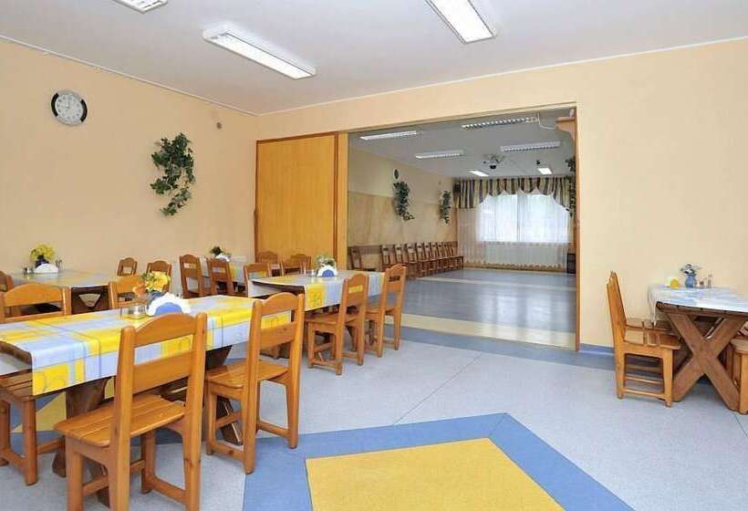هتل Osrodek Kolonijno Wczasowy Skaut