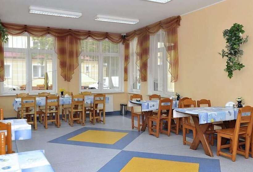 هتل Osrodek Kolonijno Wczasowy Skaut