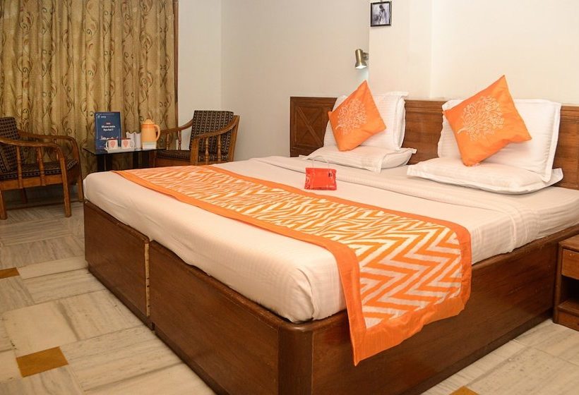 Отель Oyo 22122 Falcon Crest