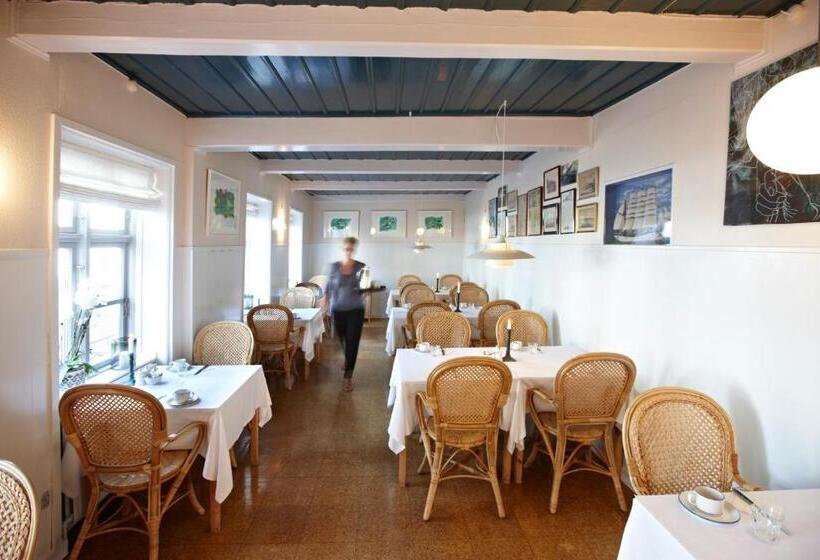 בית מלון כפרי Rødvig Kro Og Bade