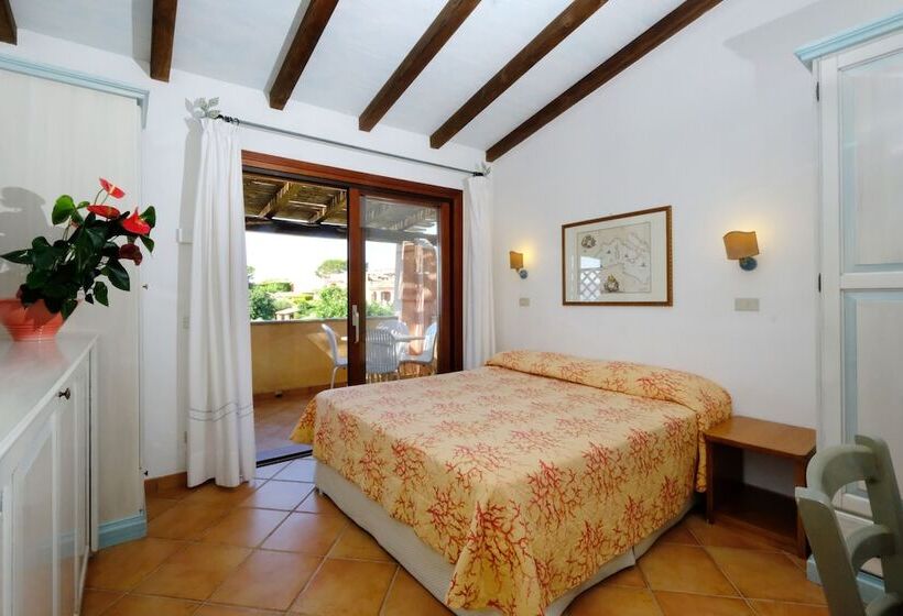 בית מלון כפרי Residence Baia Caddinas