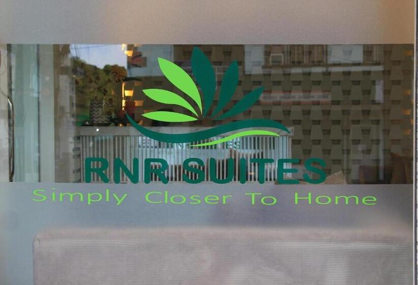 هتل Rnr Suites