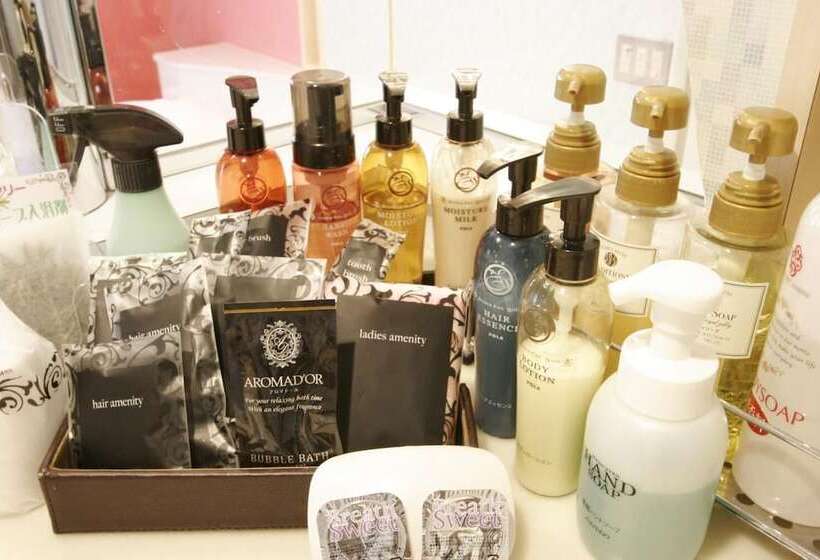 酒店 Rr   Adults Only