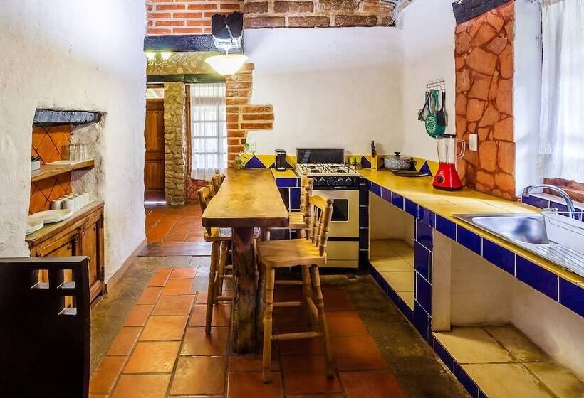 فندق ريفى Hacienda Coyotes