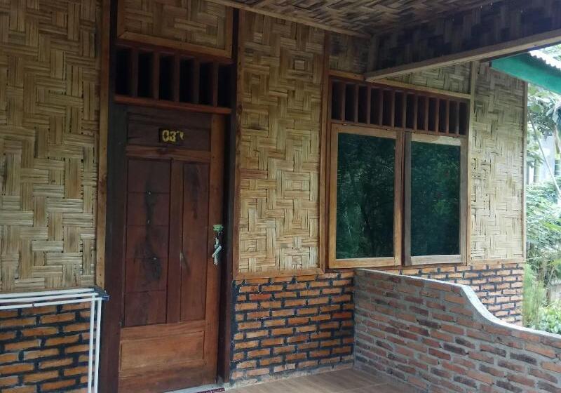 فندق Tangkahan Inn