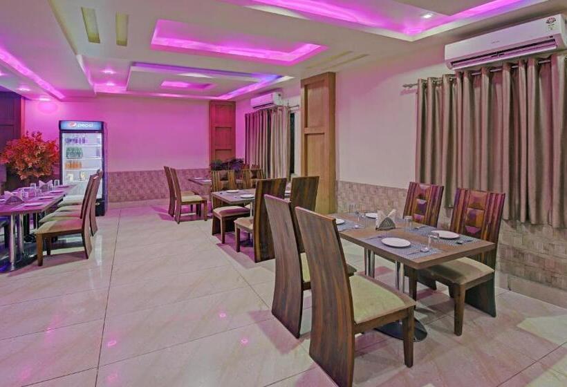 בית מלון כפרי Treebo Archie Regency