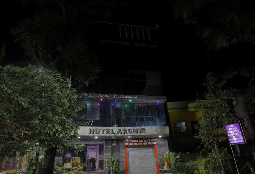 בית מלון כפרי Treebo Archie Regency