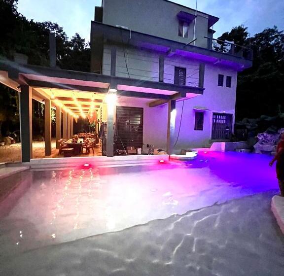 펜션 Hokhmah Heart