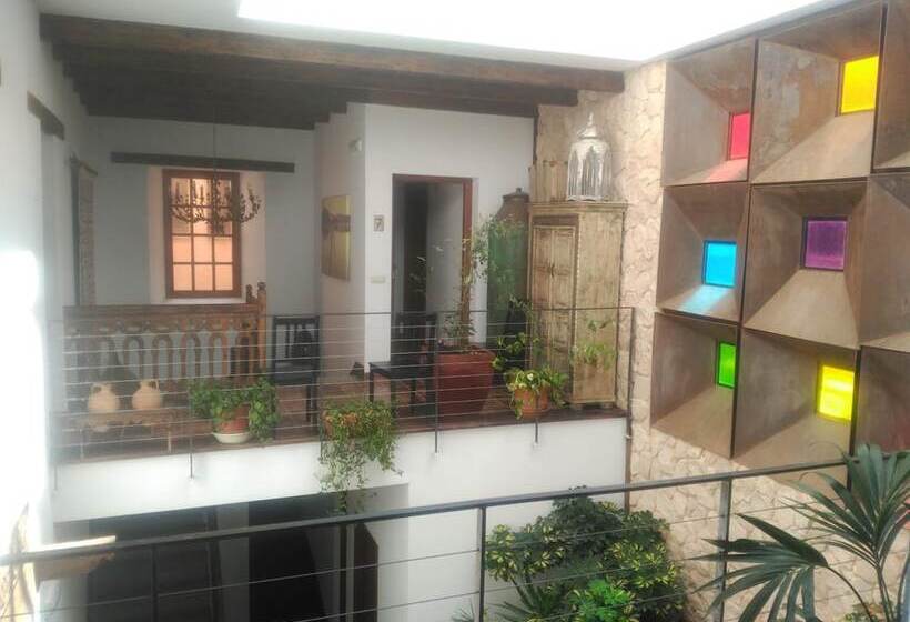 ペンション El Sueño De Lucrecia