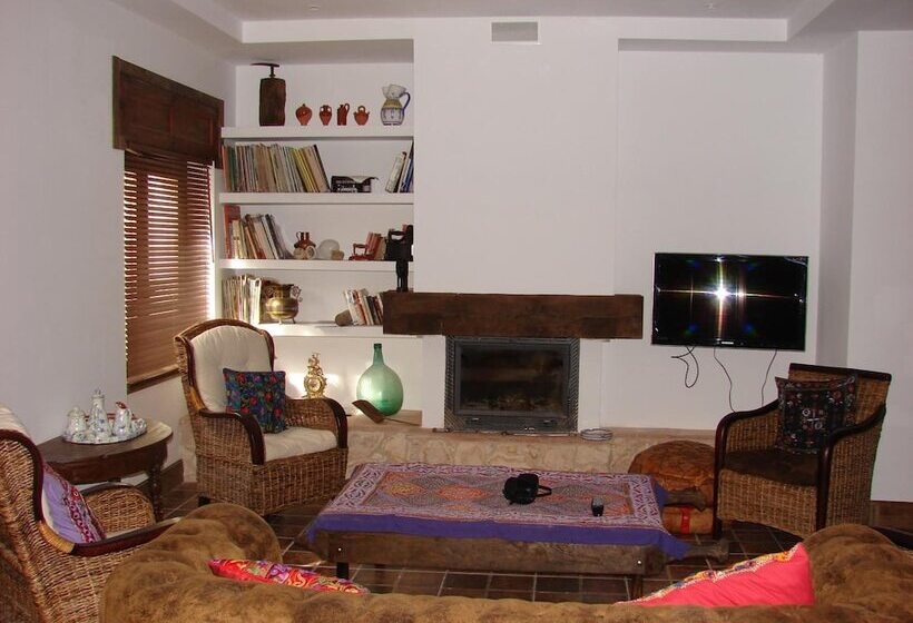 ペンション El Sueño De Lucrecia