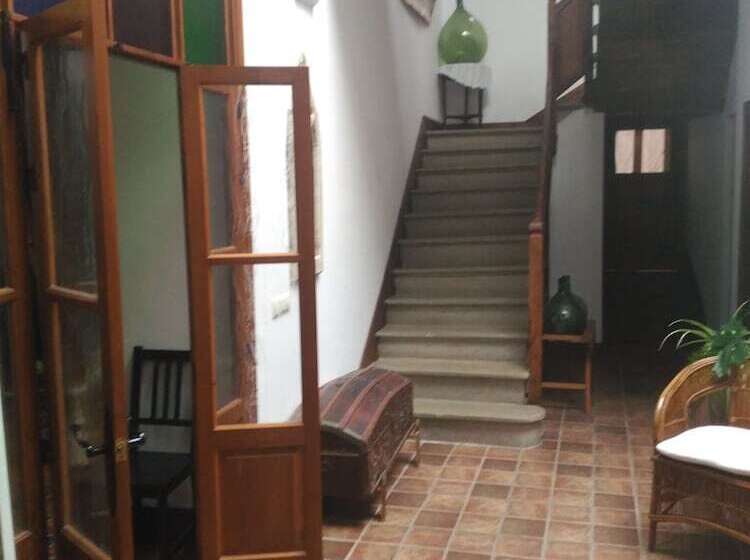 ペンション El Sueño De Lucrecia