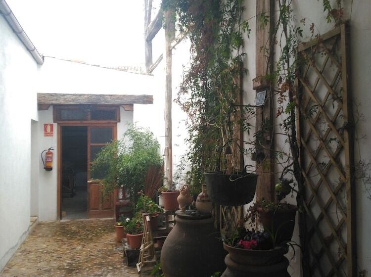 ペンション El Sueño De Lucrecia