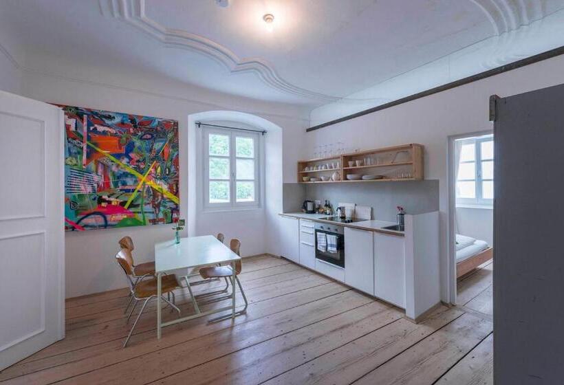 膳宿费 Das Hornsteiner