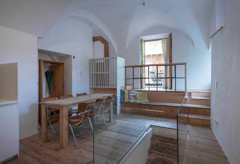 膳宿费 Das Hornsteiner