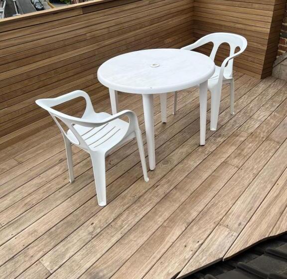 膳宿费 Huis Buizemont