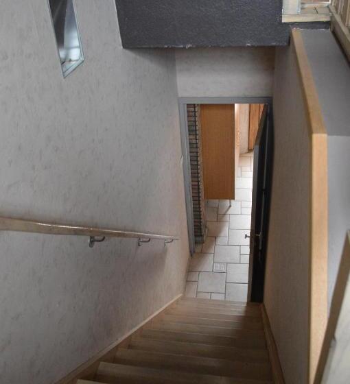 膳宿费 Huis Buizemont