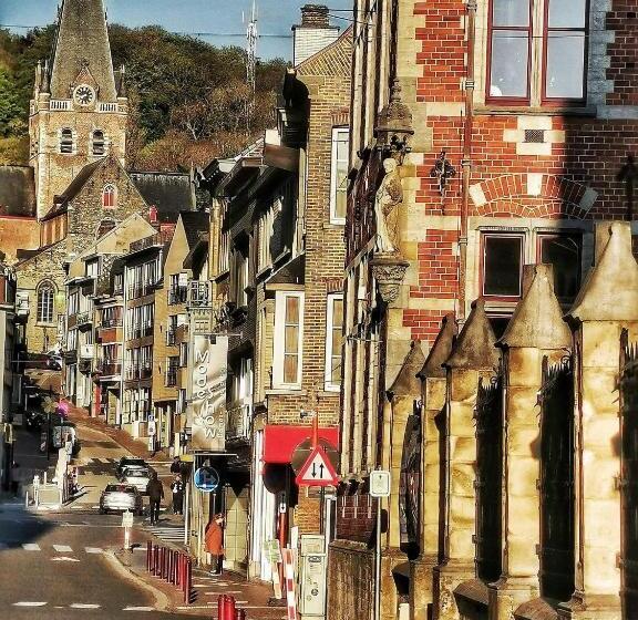 膳宿费 Huis Buizemont