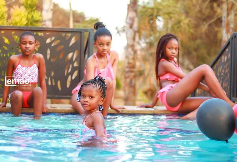 بنسيون La Fiato Luxury Lodge