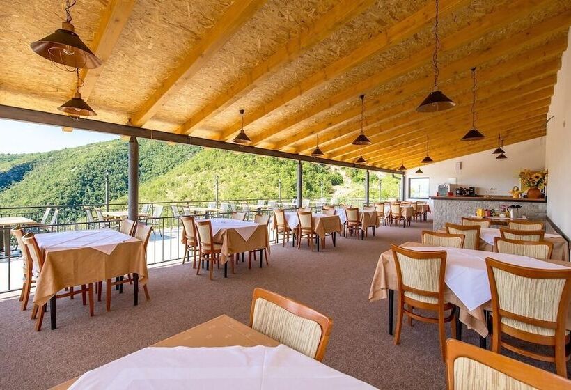 پانسیون Pansion Villa Betina