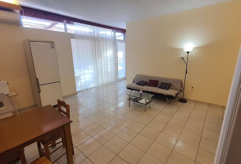 펜션 Tk2 George Apartments By The Airport