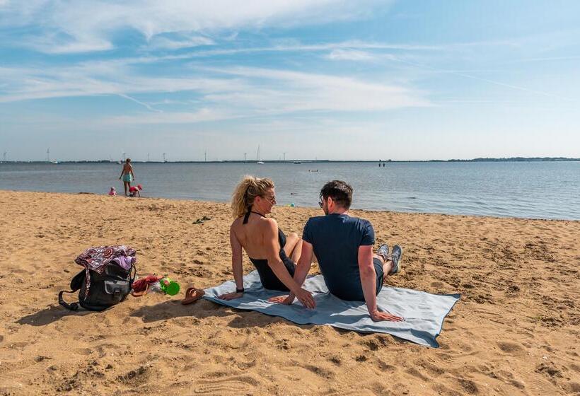 منتجع Europarcs Poort Van Zeeland