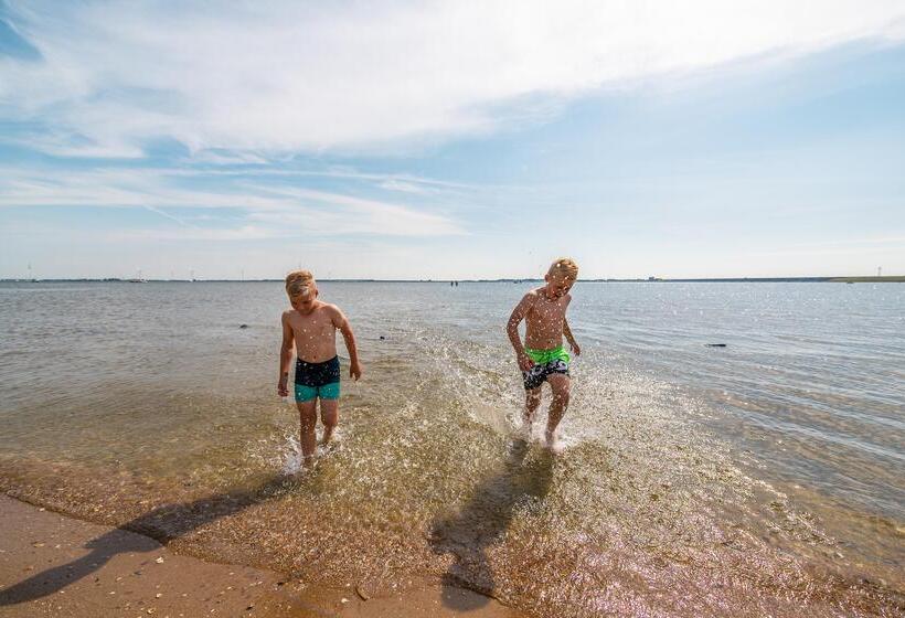 منتجع Europarcs Poort Van Zeeland