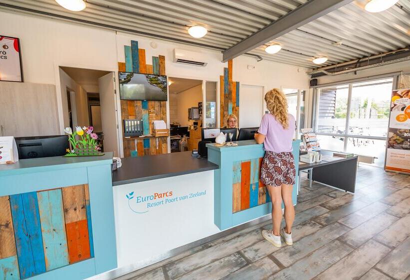 منتجع Europarcs Poort Van Zeeland
