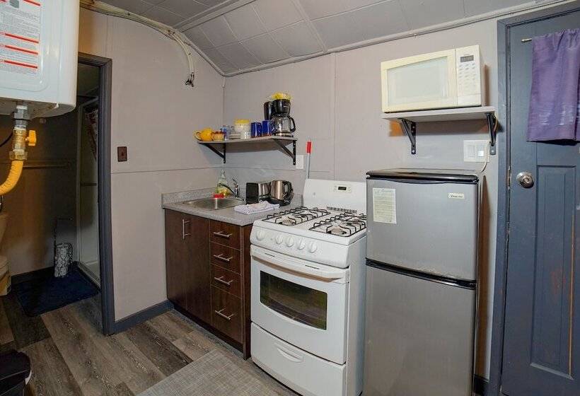 Glen Garry Motel And Cottages